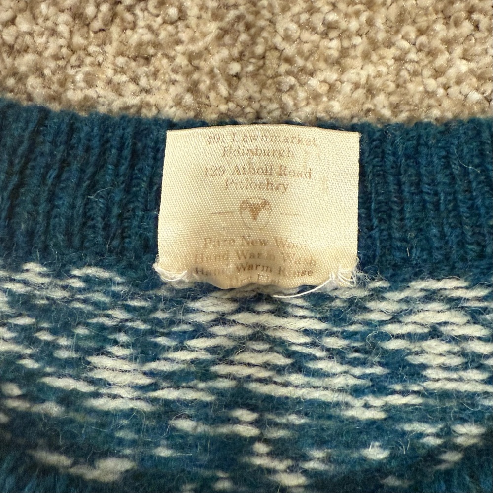 The Shetland Collection Green/White 100% Pure New Wool Reindeer Crewneck, Size M - Picture 7 of 8